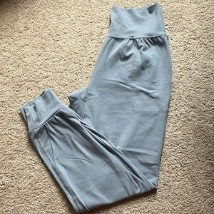 Athleta Salutation Jogger